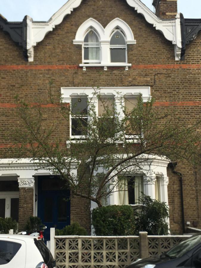 Victoria Dwellings Bed & Breakfast London Bagian luar foto