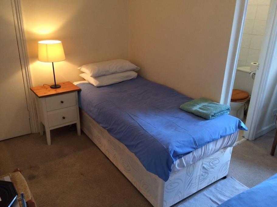 Victoria Dwellings Bed & Breakfast London Bagian luar foto